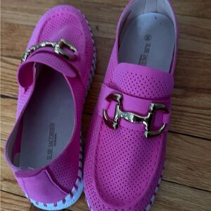 Ilse Jacobsen Gold and Pink Flats with Perforated Design